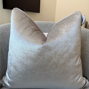 Soho Studio 23x23 Light Silver Metallic Pewter Velvet Decorative Pillow w Insert